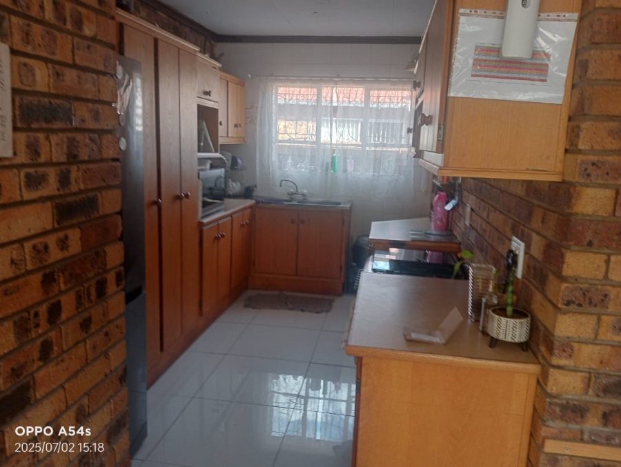 To Let 3 Bedroom Property for Rent in Hospitaalpark Free State